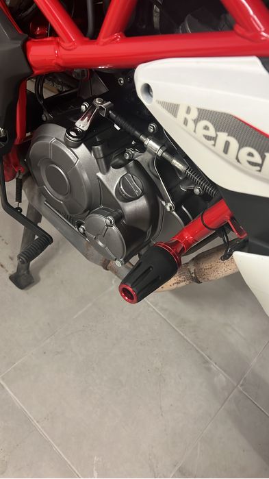 Benelli  Bn 125
