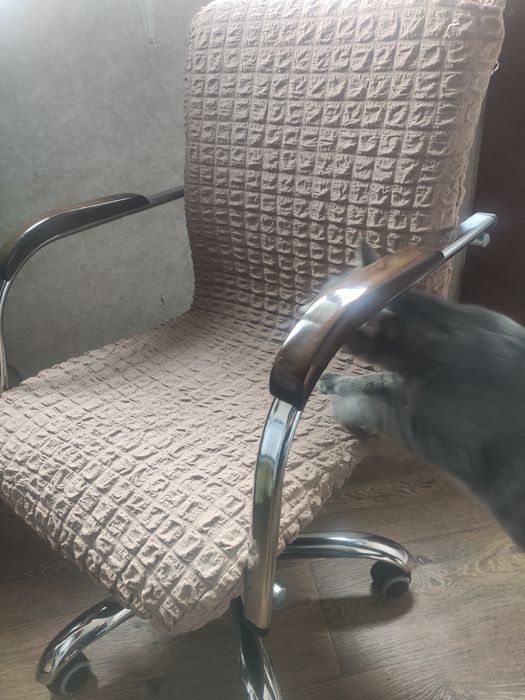 Крісло  комп'ютерне