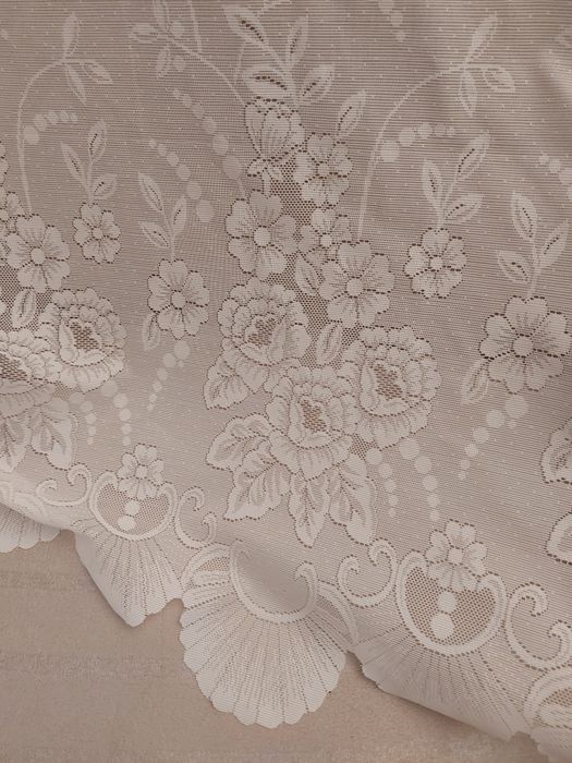 Firana biała wzorzysta