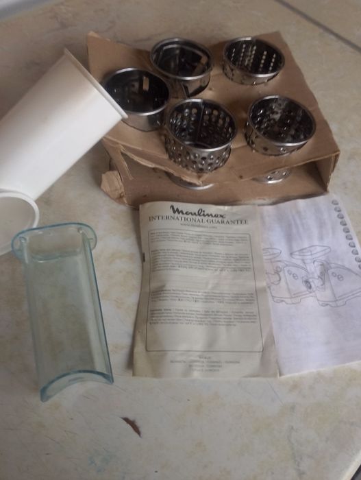 М'ясорубка Moulinex