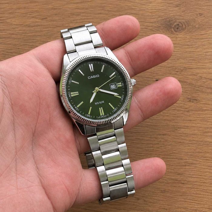 Casio WR50M – klasyczny zegarek Czarny