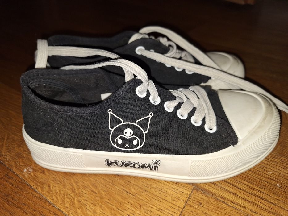 Tenisówki dziewczynka  33