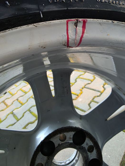 Felgi aluminiowe 17” 8J ET38 + opony Michelin – 5x112 (Mercedes W211)