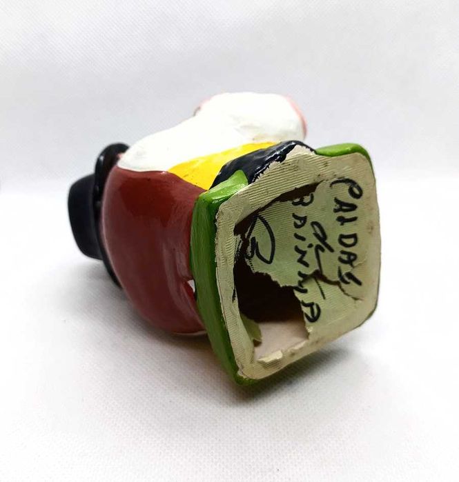 Estatueta popular portuguesa do Zé Povinho em faiança