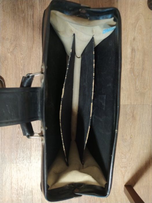 Портфель,саквояж СССР.бу.