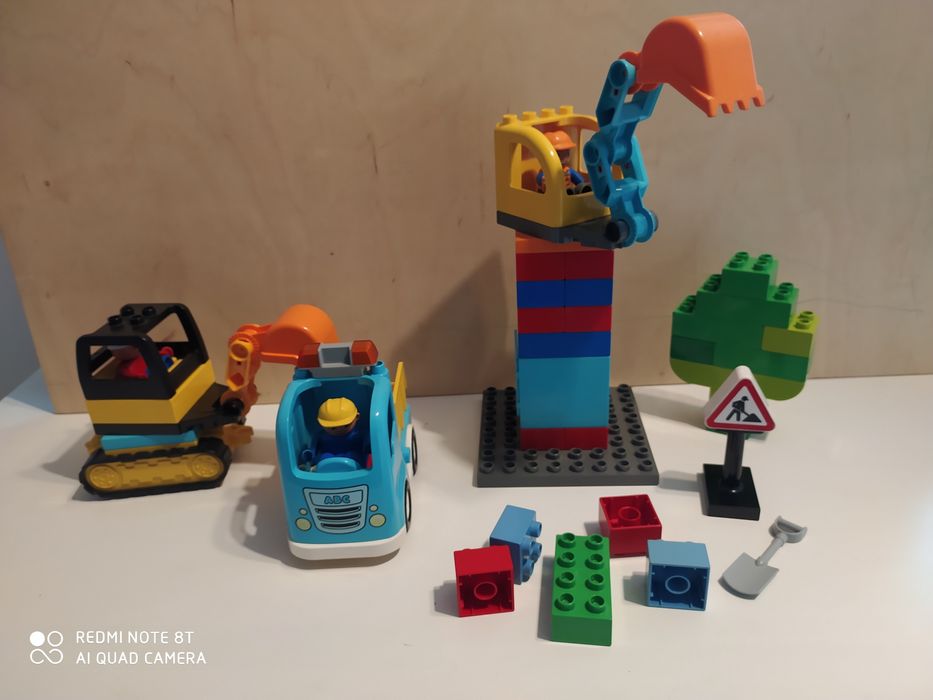Lego duplo wielki plac budowy dźwig