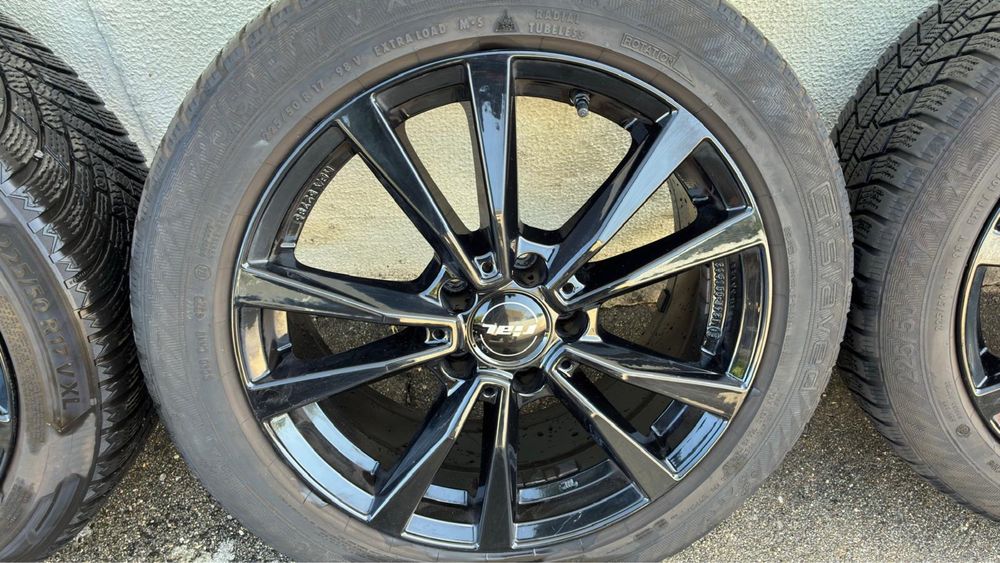 Jantes 17” - Mercedes!! + Pneus excelente estado