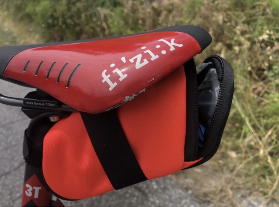 Selim assento FIZIK R5