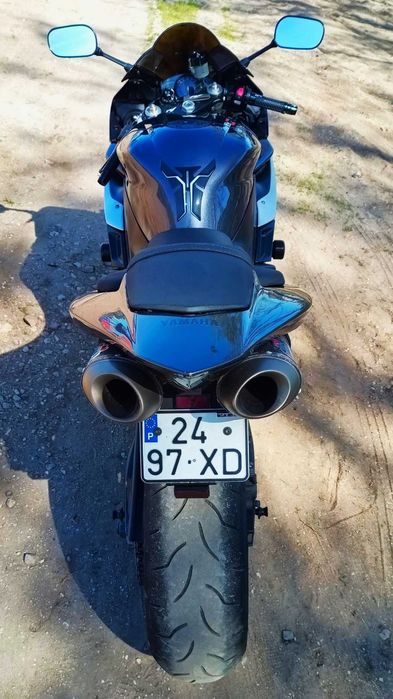 Yamaha YZF R1 - 2004