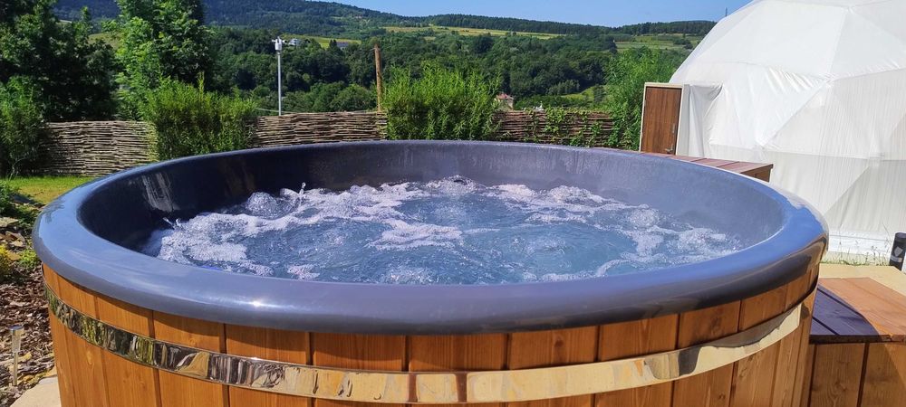 Komfortowy apartament DLA 2 OSÓB. Domek w lesie. Sauna jacuzzi. Beskid