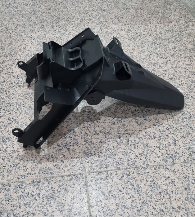 Guarda Lamas de trás Mota