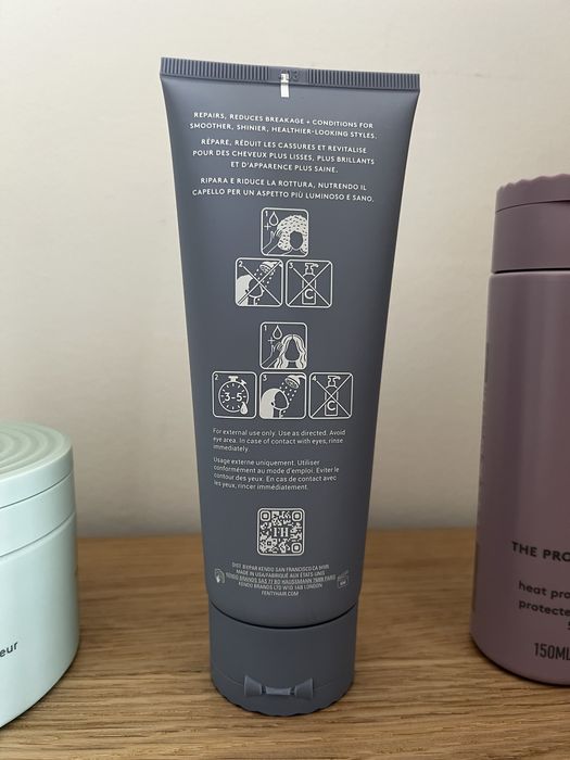 Produtos de cabelo Fenty Beauty nunca usados
