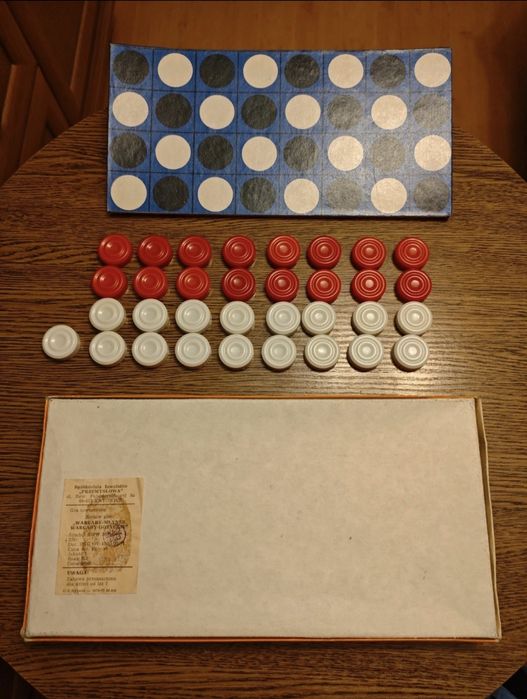 Rozrywka z PRL • Zestaw gier planszowych: Warcaby, Młynek