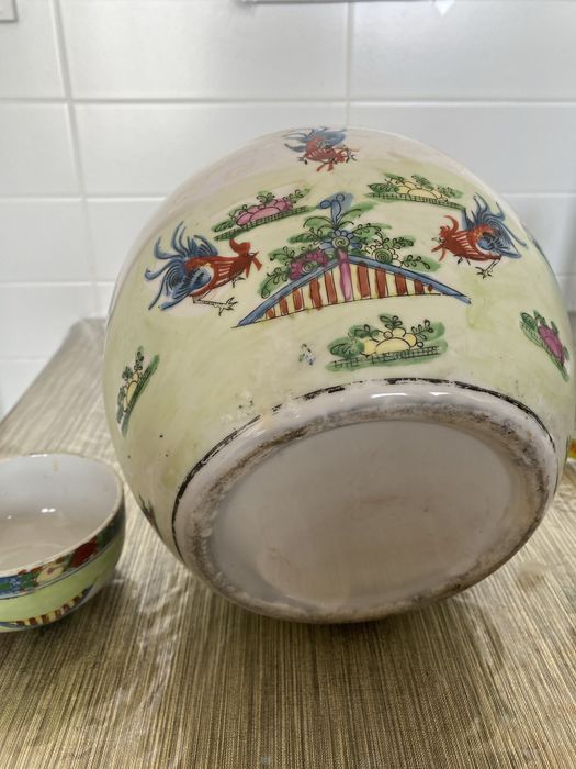 Porcelain Jar with Lid64751159995139125