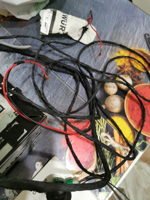 Fabryczne Radio do Opla z wyświetlaczem