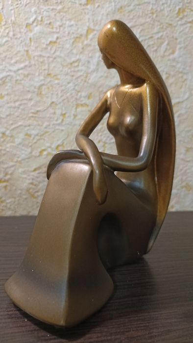 Статуєтка Жінка. Декор. Декоративна статуєтка