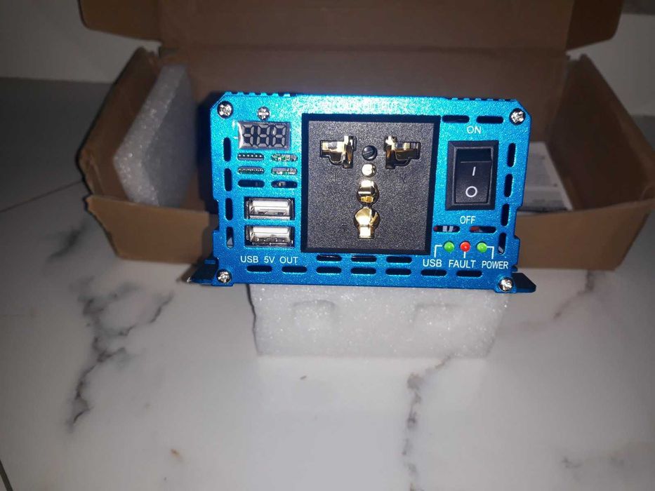 Чиста синусоїда. Інвертор 2600 Вт. Світлодіодний вольтметр.