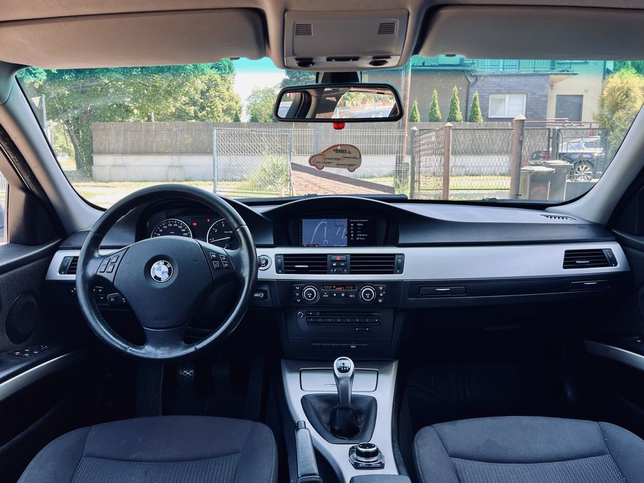 BMW 3 E91 Serwisowany, Navi, Czujniki, Bluetooth, Klima, Alufelgi, Zadbany