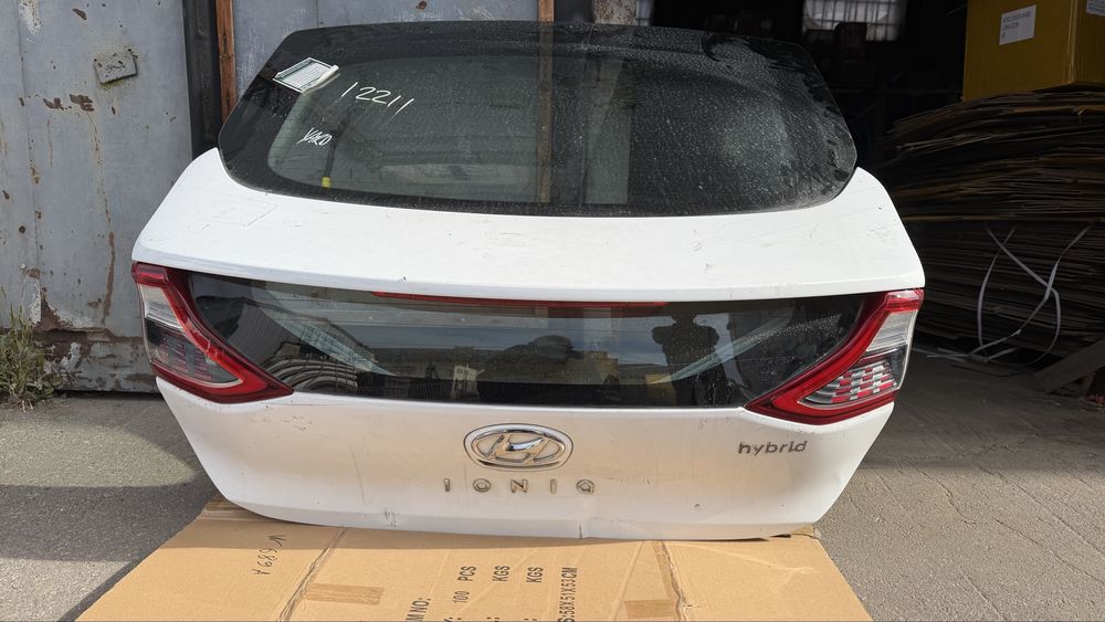 Кришка багажника ioniq