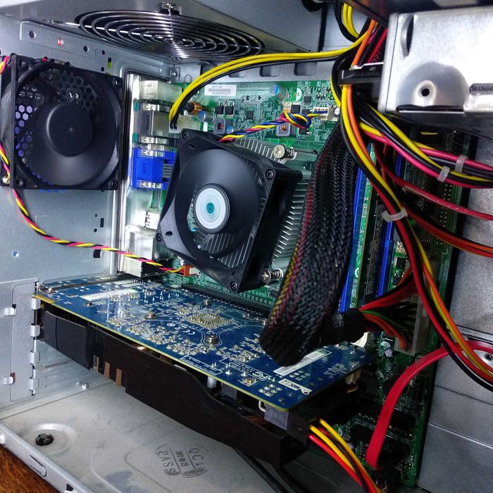 комп игровой i5-3330 8Gb DDR3 320 гб/видеокарта 1 гб ddr 5 WOT-высокие