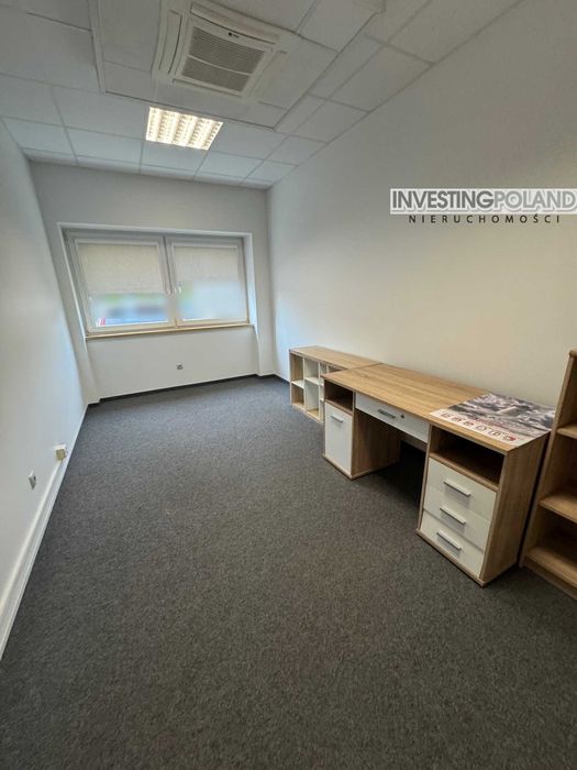 Lokal na parterze; biuro, handel, usługi