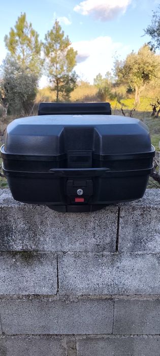 Top case Givi + base