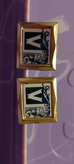 Spinki do mankietów z literką