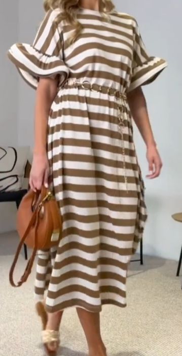 Сукня фірми Vicolo