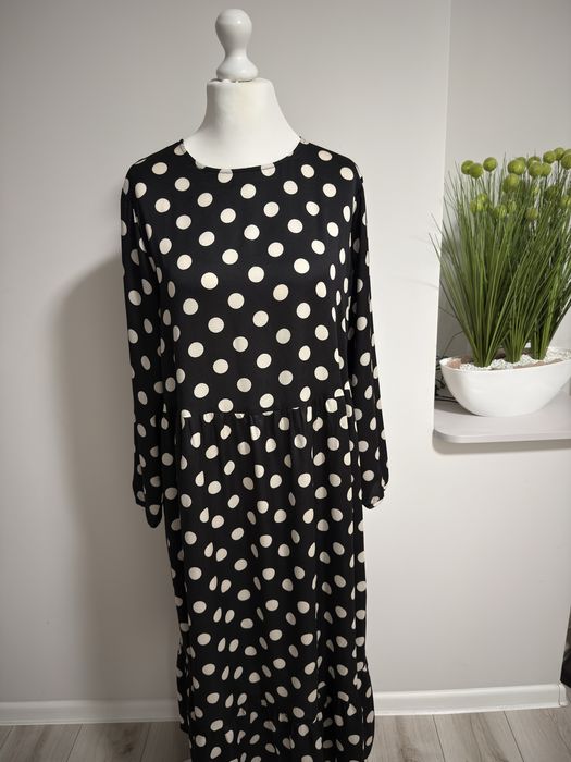 Sukienka w grochy M-XL