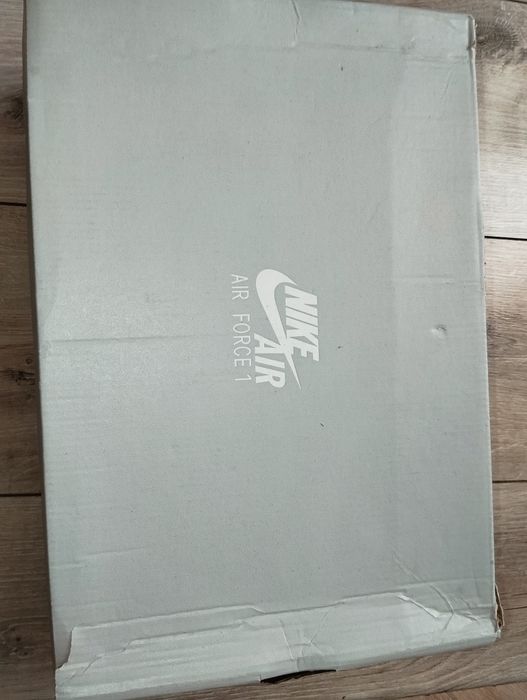 Nike Air Force 1 '07 skórzane white/ Wolf Grey 46 (30)
 rozmiar 46