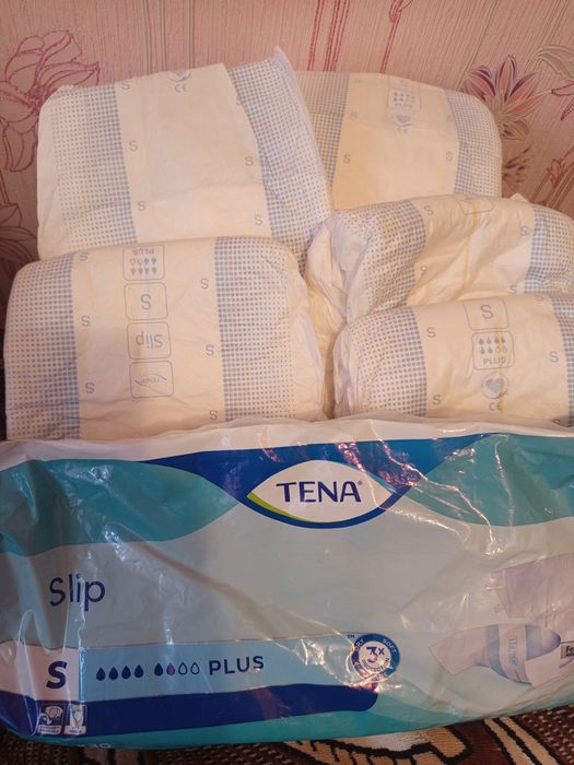 Продам підгузки -100грн