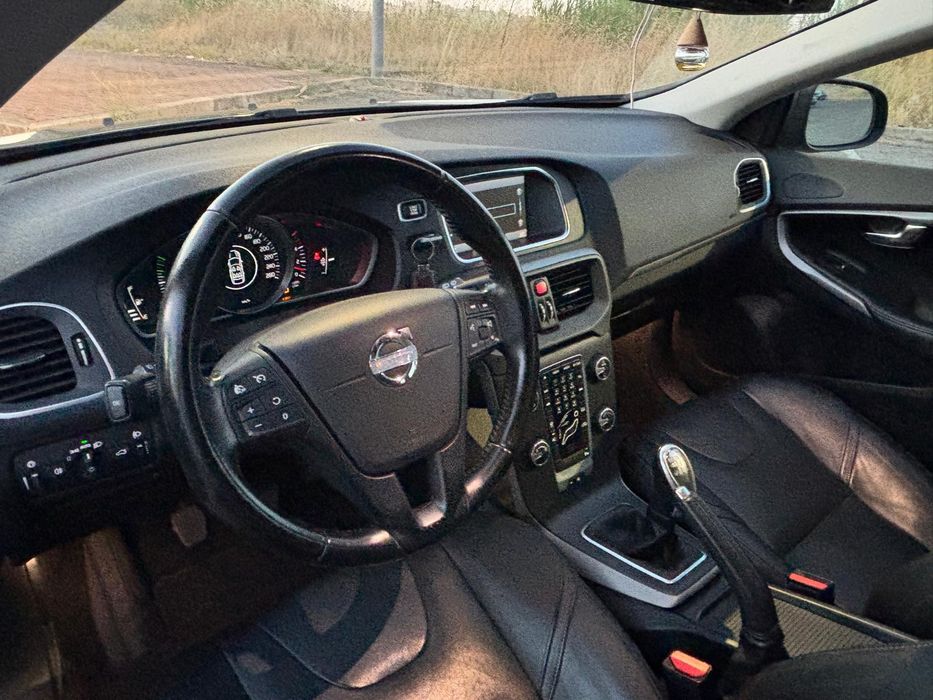 Volvo V40 — fotografia 9
