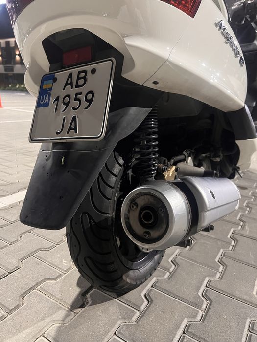 Yamaxa Majesty 250 махі скутер