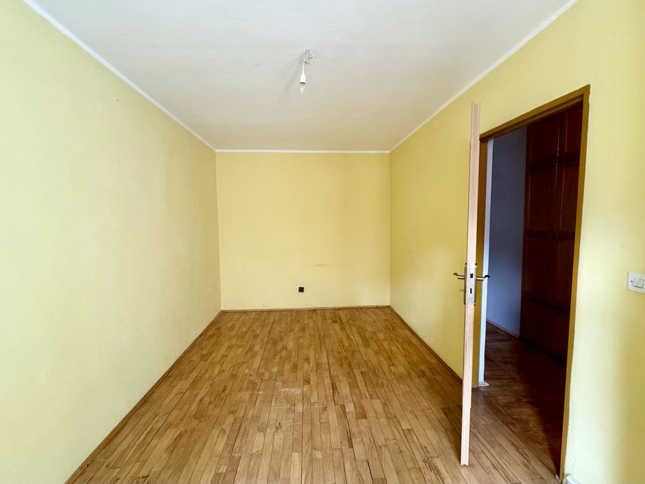 2-pokojowe mieszkanie w bloku na parterze