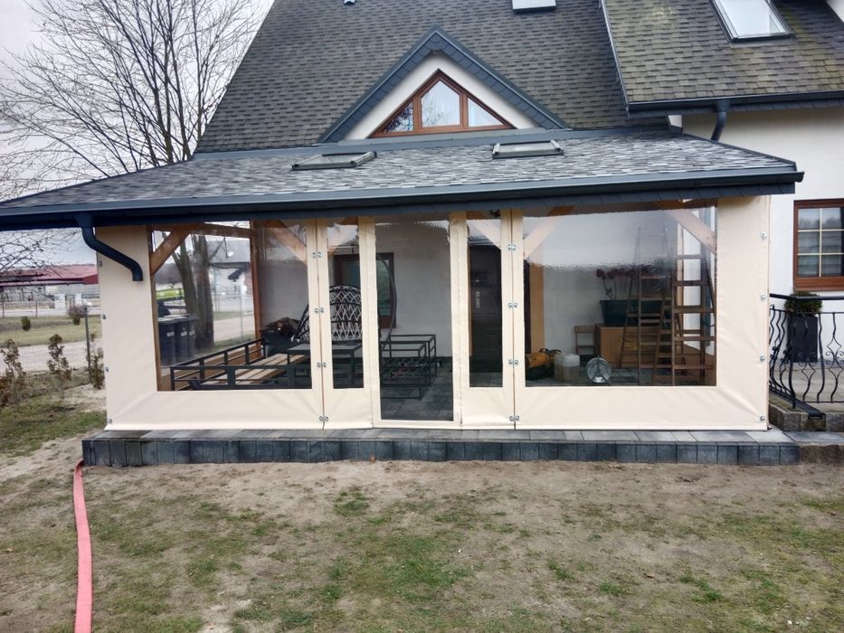 Plandeki na tarasy i zabudowy róznorodne