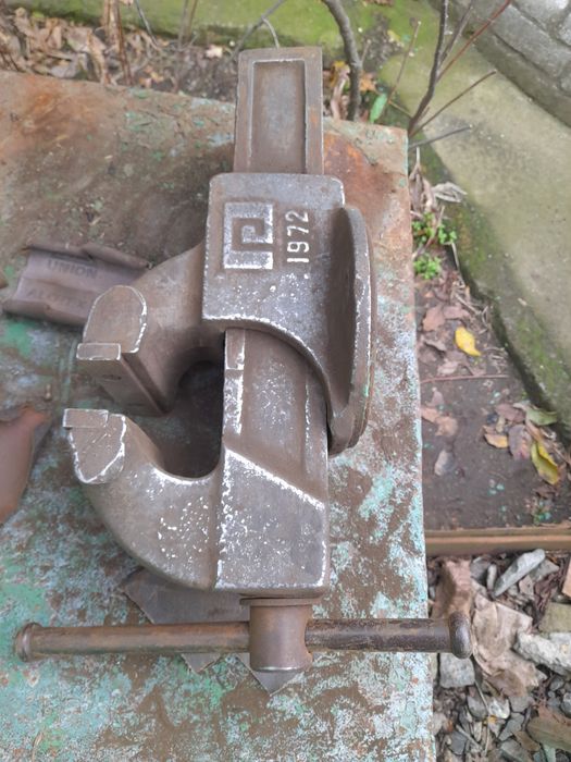 Тиски ссср. Стамеска ссср.