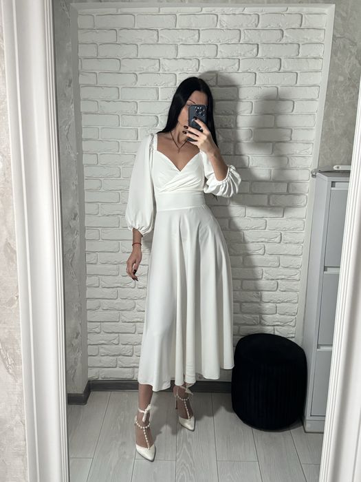 Плаття біле  для останньго дзвоника танцю