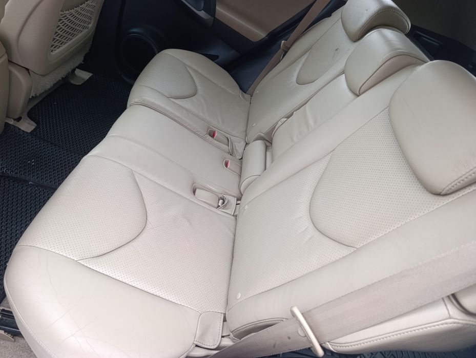 Продам Тойота Рав 4