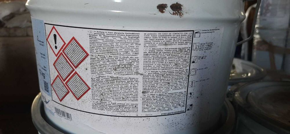 Епоксидні смоли що застосовуються для лопат для ВЕС 250-300 грн/1 кг