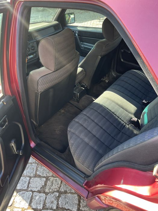 Mercedes-Benz 190d 2.0