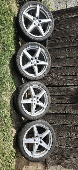 Felgi alutec 18 cali wraz z oponami + czujniki ciśnienia