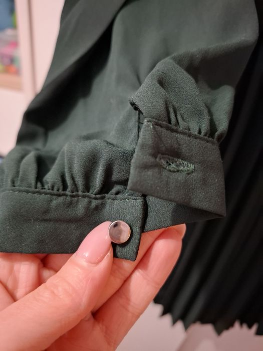 Sukienka elegancka mohito kopertowy dekolt plisowany dół