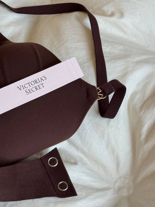 Боді Victoria’s Secret з чашечками