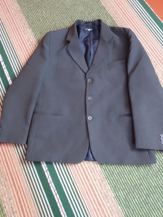 Костюм для чоловіка