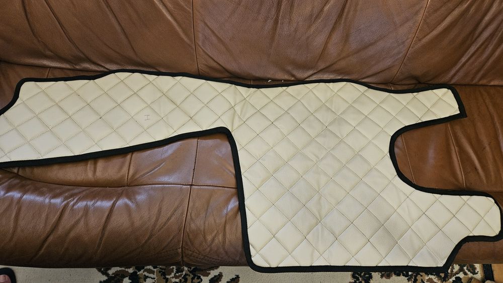 Conjunto de tapetes capa de tablier e mesa SCANIA R STREAMLINE