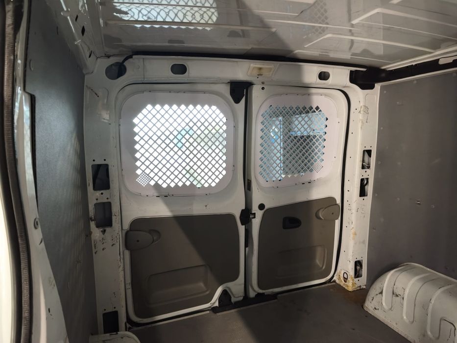 Opel Vivaro 2.0 2014 3 Lugares - Traffic
