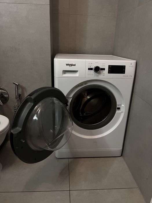 Прально-сушильна машина Whirlpool