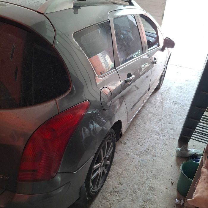 Пежо 308 св 1.6 дізель
