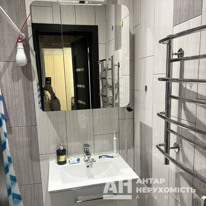 Продається  4-к квартира в Кропивницькому , р-н Ю. Коваленка (Велмарт)