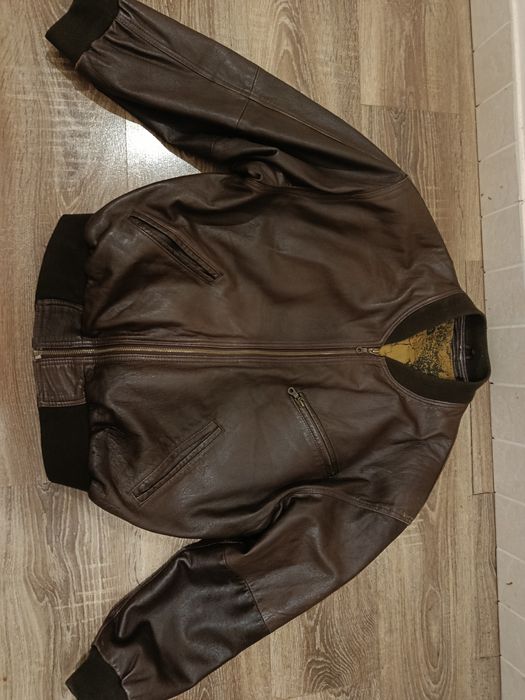 Вінтажна шкіряна куртка бомбер